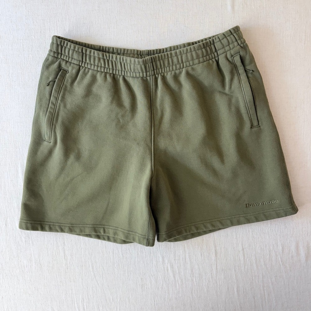 Adidas x Pharrell Williams Humanrace PW Basics Olive Cargo Shorts XL